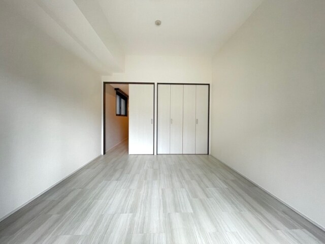 レジディア上野池之端の物件内観写真