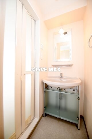 ガラ・ステーション岩本町Northの物件内観写真