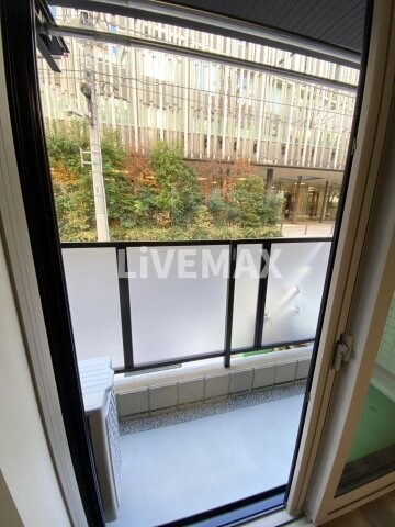 フラッツ平河町（TOKYO ZERO EMISSION HOUSE）の物件内観写真