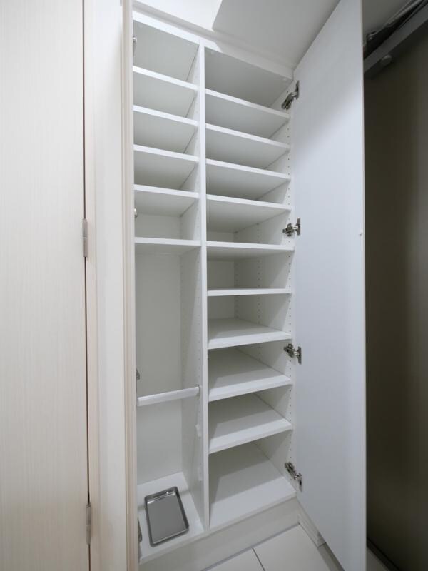 PREMIUM CUBE 上野の物件内観写真