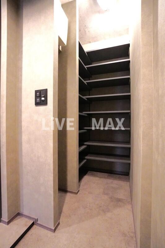 ザ・ライオンズフォーシア外神田の物件内観写真