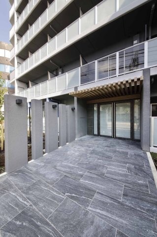 オープンブルーム東向島の物件外観写真