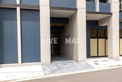 TKB高尾稲荷の物件外観写真