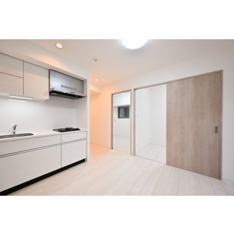 グランカーサ上野松が谷の物件内観写真