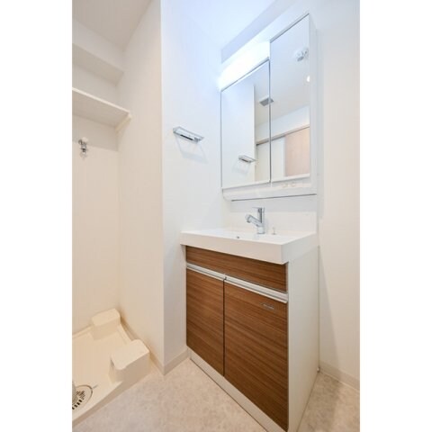 グランカーサ上野松が谷の物件内観写真