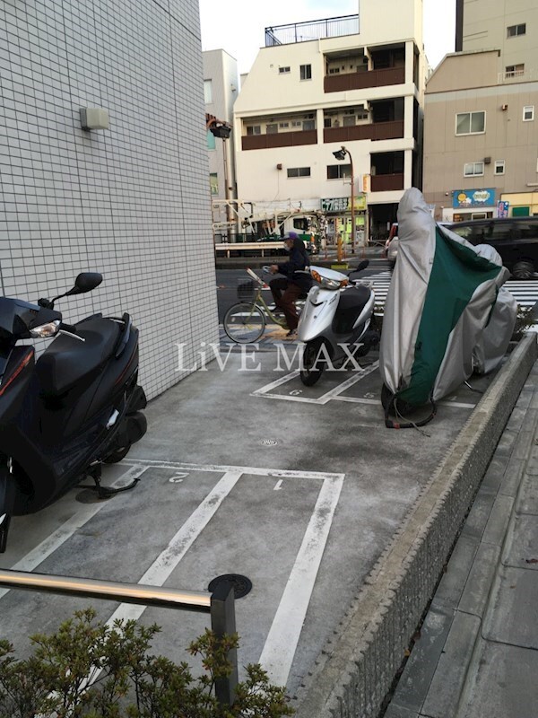 ライジングプレイス金町の物件外観写真