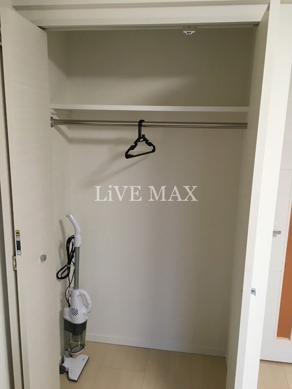 ライジングプレイス金町の物件内観写真