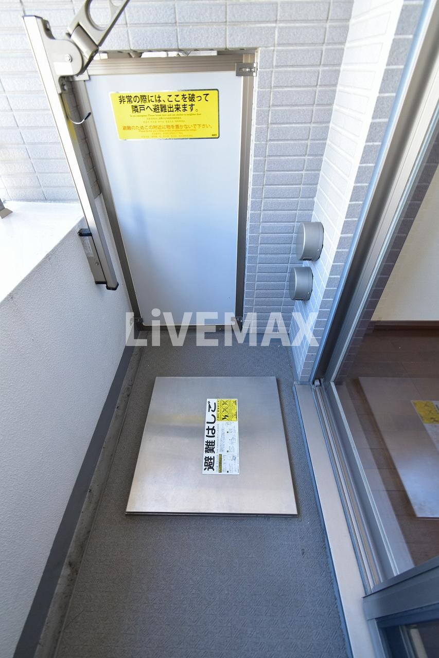 新宿御苑前駅 徒歩3分 5階の物件内観写真