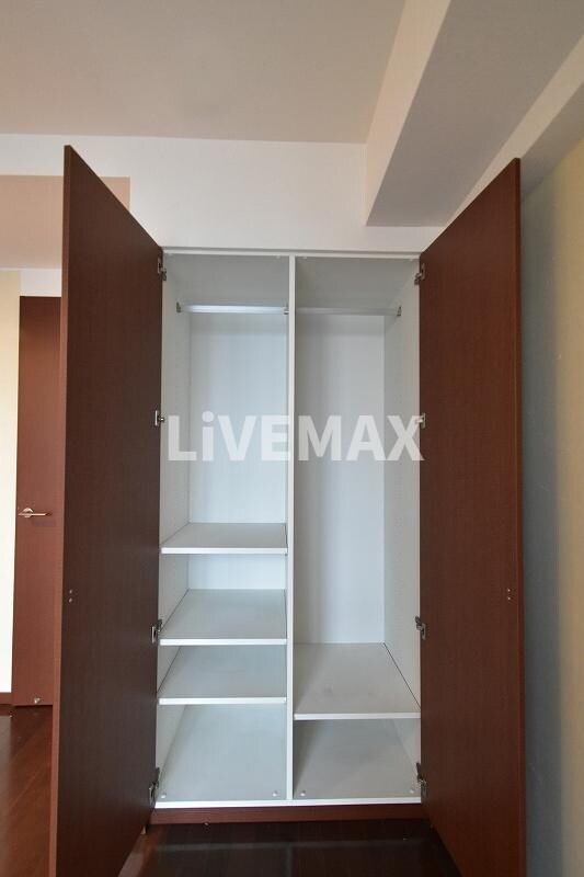 新宿御苑前駅 徒歩3分 5階の物件内観写真