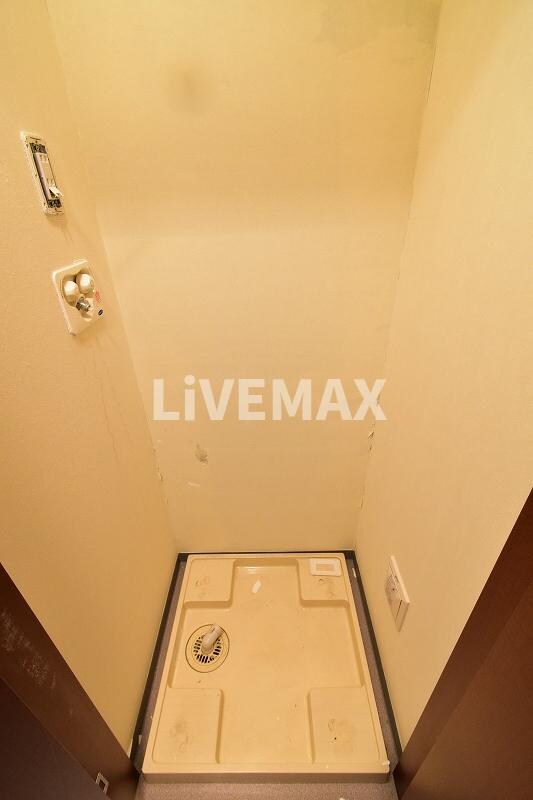 新宿御苑前駅 徒歩3分 5階の物件内観写真