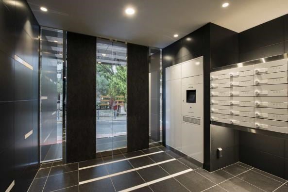 板橋駅 徒歩3分 2階の物件外観写真