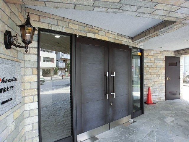 トーシンフェニックス新宿余丁町の物件外観写真