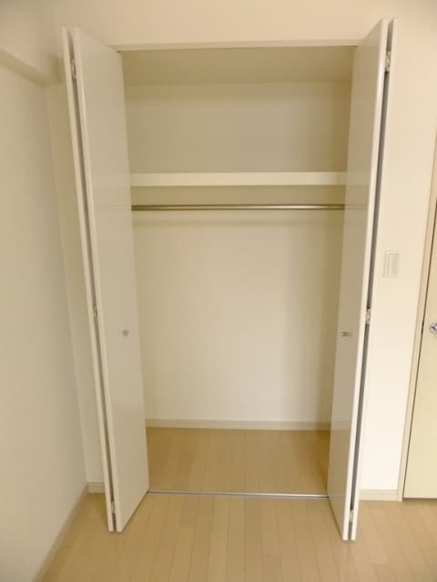 新宿御苑前駅 徒歩3分 5階の物件内観写真