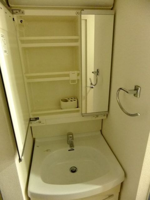 新宿御苑前駅 徒歩3分 5階の物件内観写真