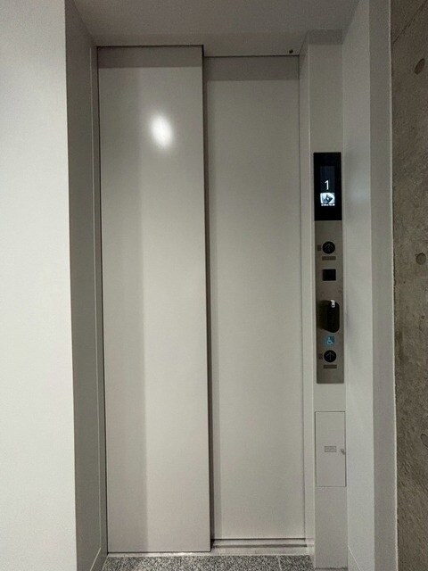 新宿西口駅 徒歩4分 14階の物件外観写真