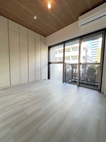 新宿三丁目駅 徒歩5分 4階の物件内観写真