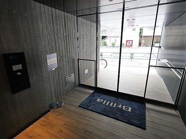 Brillia ist 千駄ヶ谷の物件外観写真