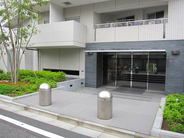 グランハイツ高田馬場の物件外観写真