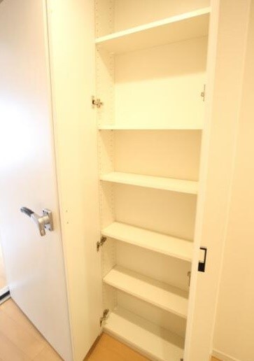 池袋駅 徒歩5分 12階の物件内観写真