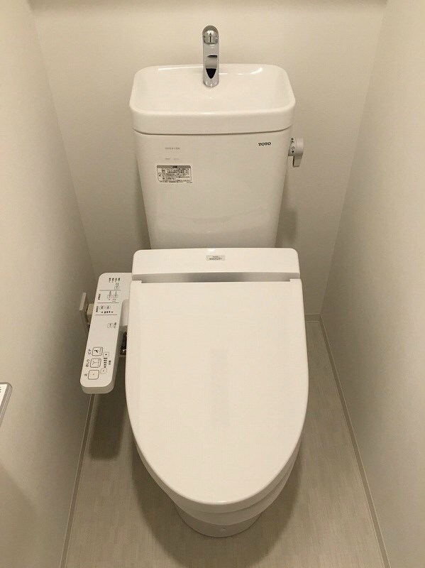 新宿駅 徒歩9分 10階の物件内観写真