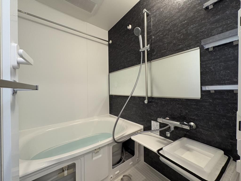 ROOTs Shinjuku Wakamatsuchoの物件内観写真