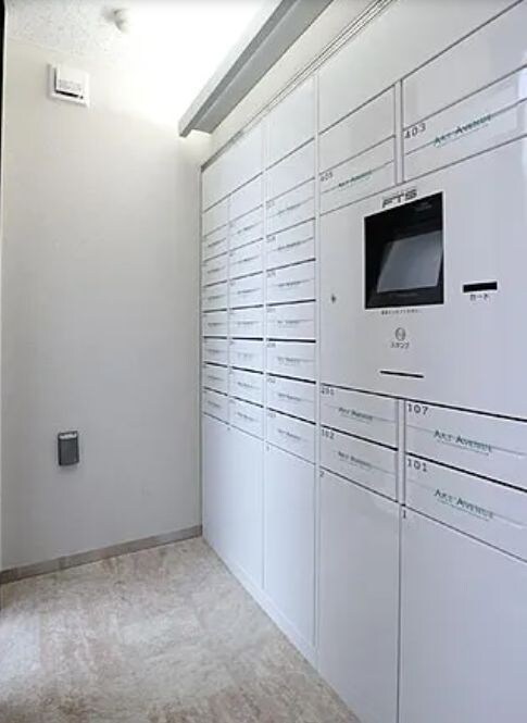 ダン・ラベニール北新宿の物件内観写真