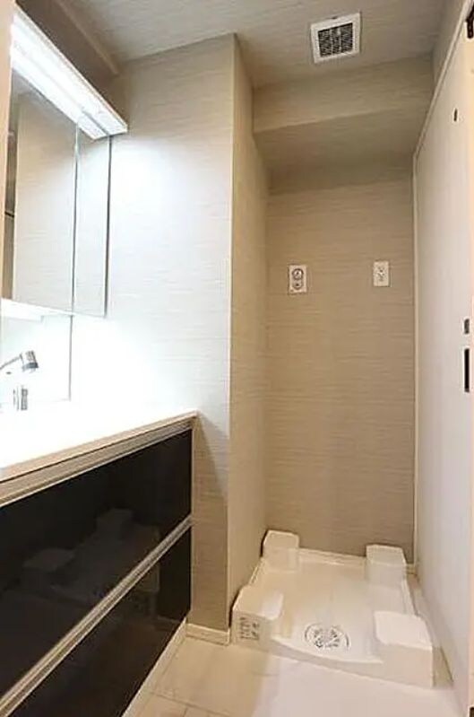 ダン・ラベニール北新宿の物件内観写真