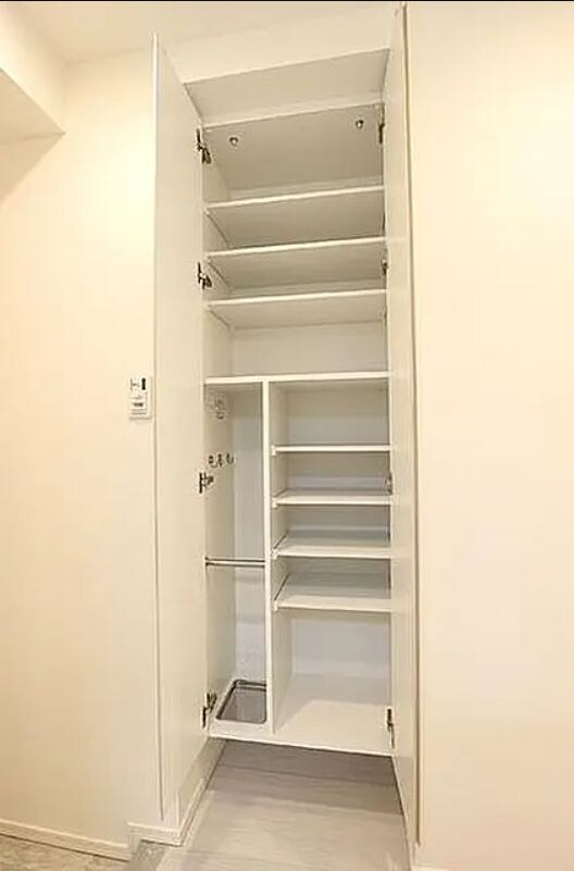 ダン・ラベニール北新宿の物件内観写真