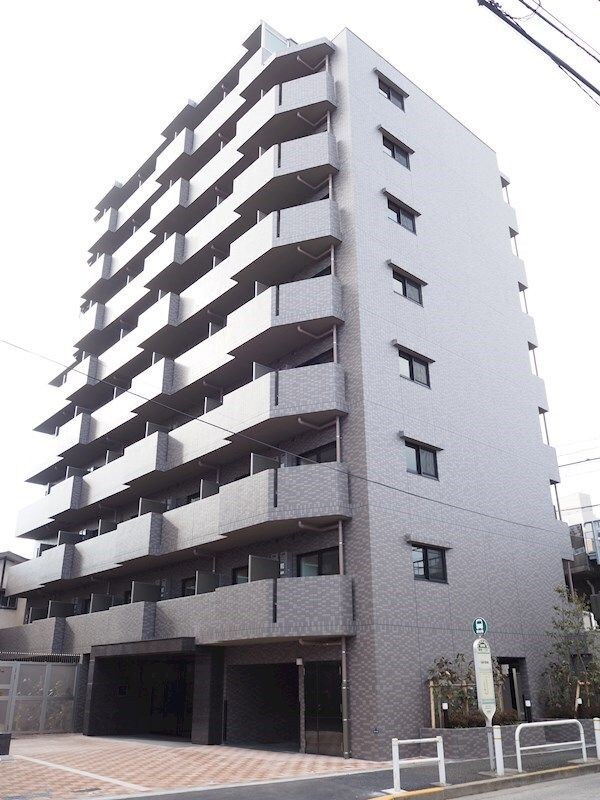 ルーブル蓮根の物件外観写真