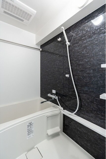 コンフォリア・リヴ北新宿の物件内観写真