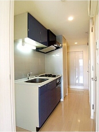 新宿御苑前駅 徒歩3分 7階の物件内観写真