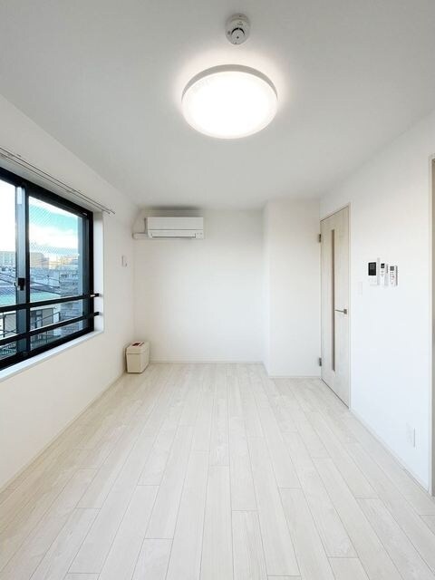 ルリアン西新宿の物件内観写真