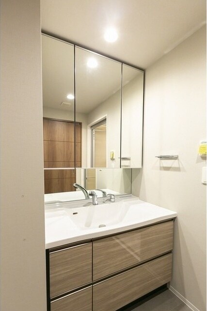 巣鴨駅 徒歩5分 2階の物件内観写真