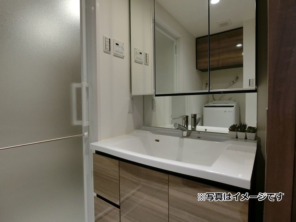 ネオアーバンレジデンス駒込の物件内観写真