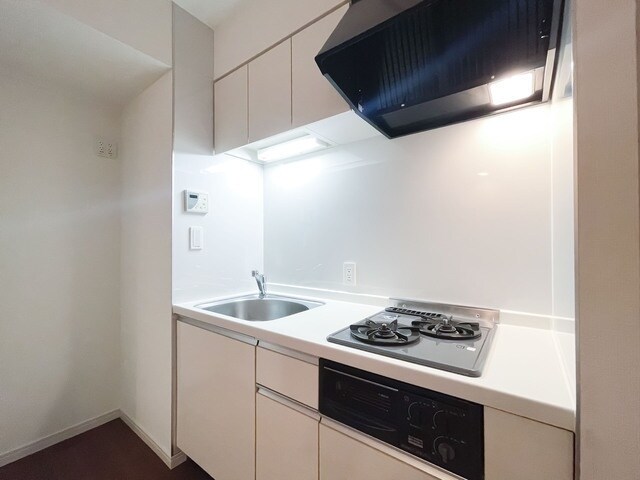 エスティメゾン東新宿の物件内観写真