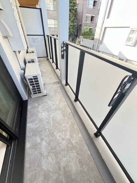 クロスレジデンス六義園の物件内観写真