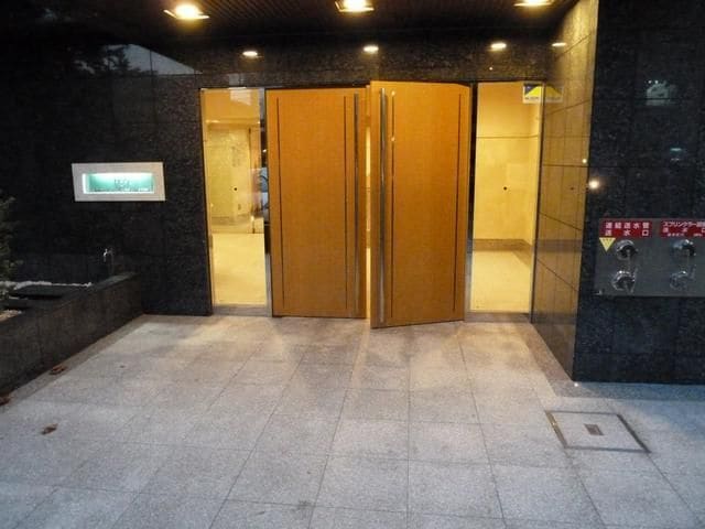 日神デュオステージ新宿外苑東通りの物件外観写真