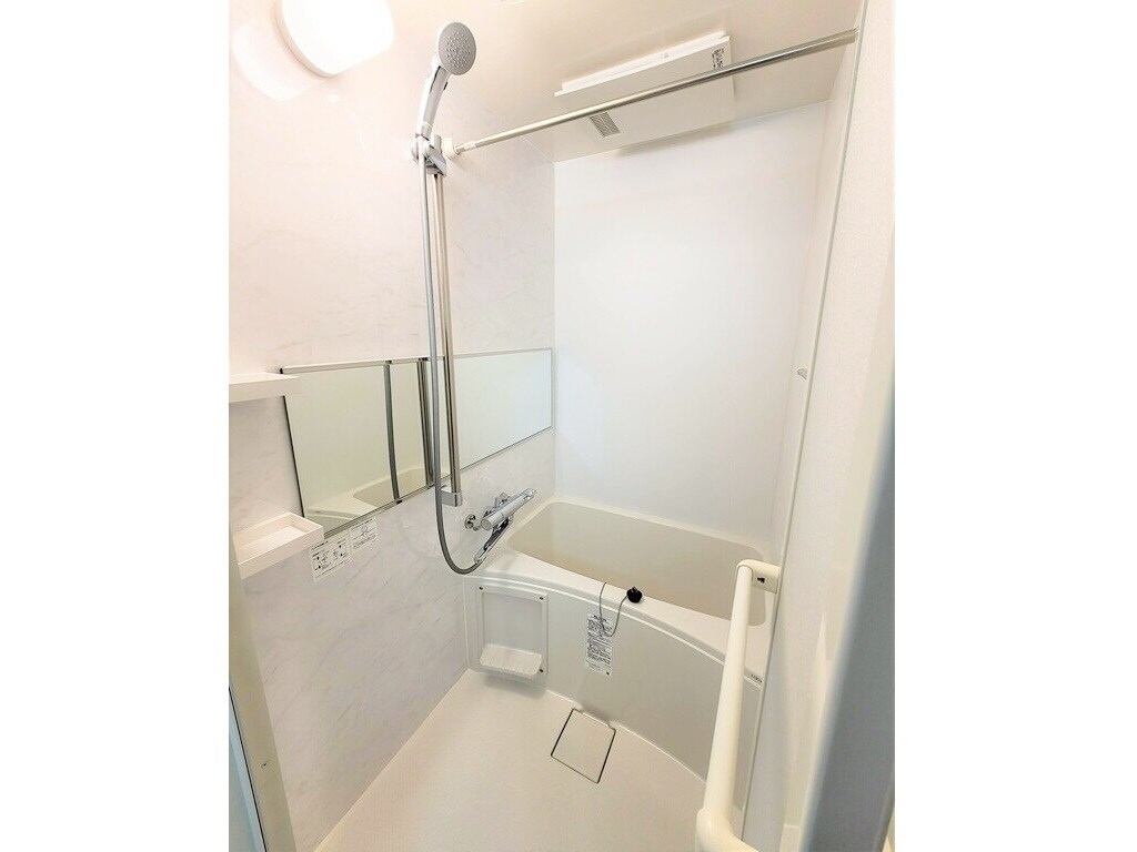 クリスタル蓮根の物件内観写真