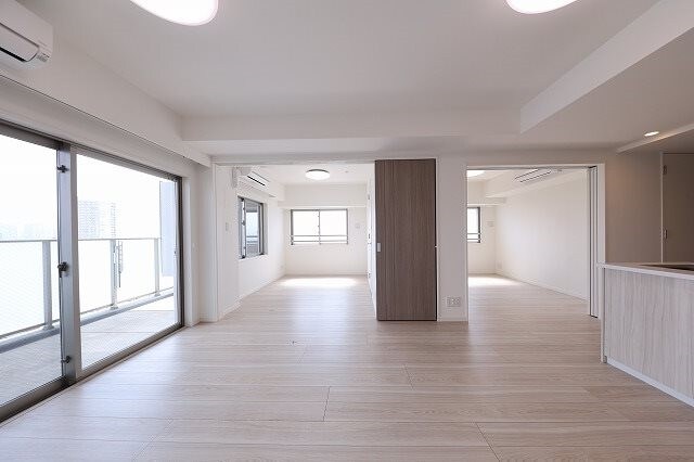 新宿御苑前駅 徒歩8分 10階の物件内観写真