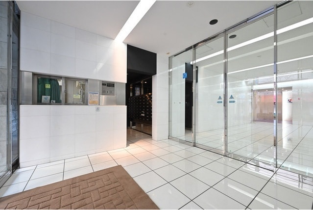 ガーラプレイス新宿御苑の物件外観写真