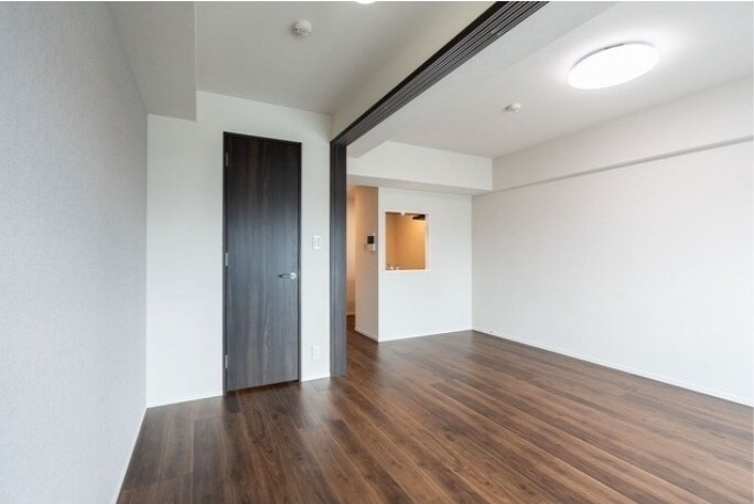 市谷台町坂フロントの物件内観写真