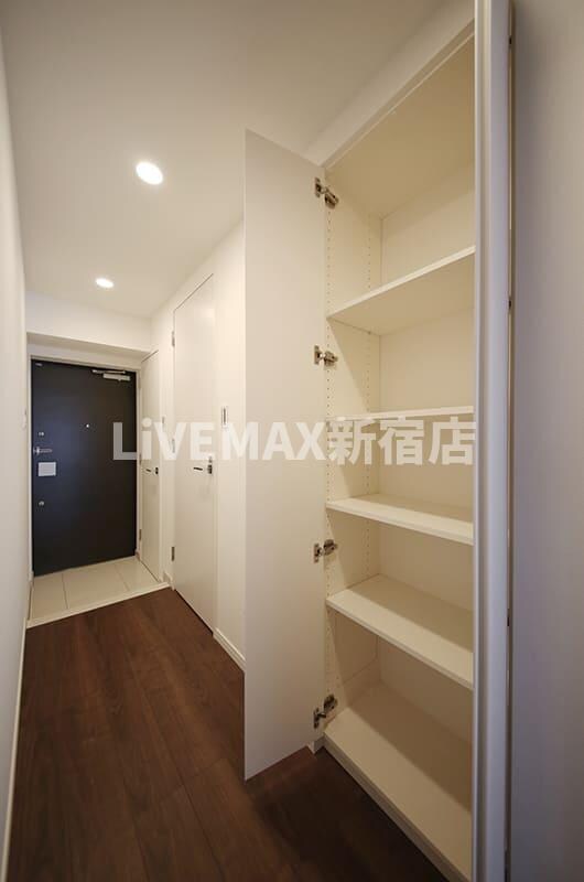 ライトテラス新宿御苑の物件内観写真