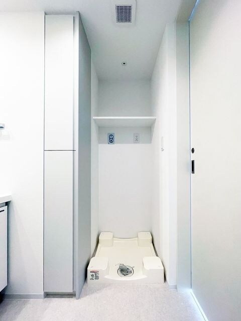 ＡＩＦＬＡＴ若松河田の物件内観写真