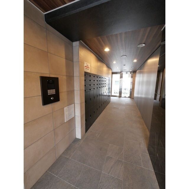 エスタート三ノ輪の物件外観写真