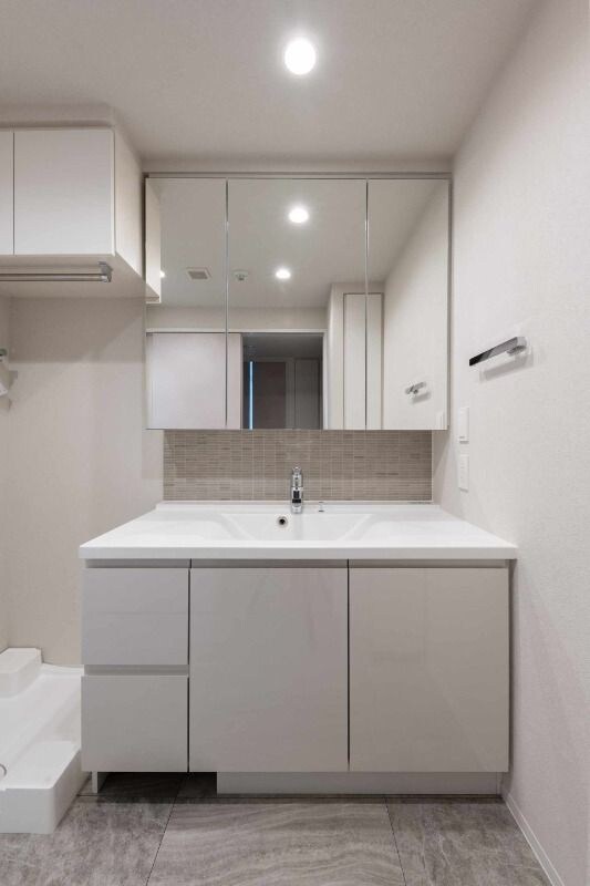 シーズンフラッツ菊川の物件内観写真