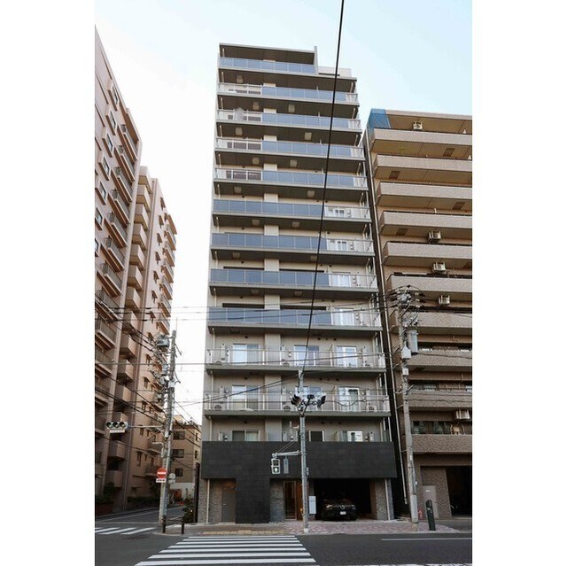 シーズンフラッツ元浅草4丁目の物件外観写真