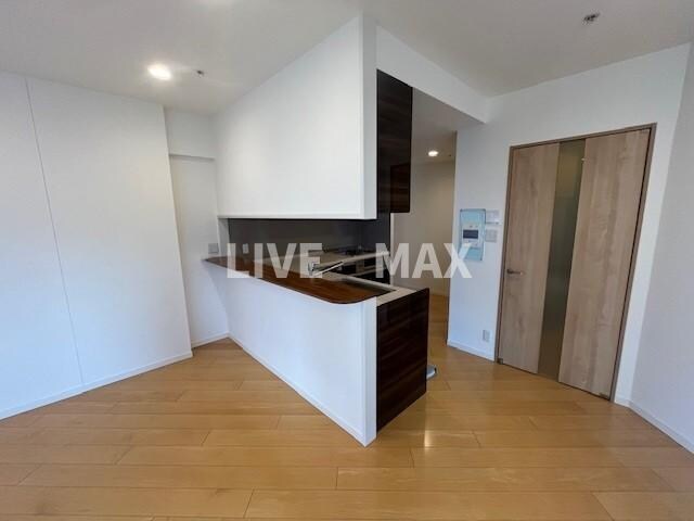 ミレニアムガーデンコートの物件内観写真