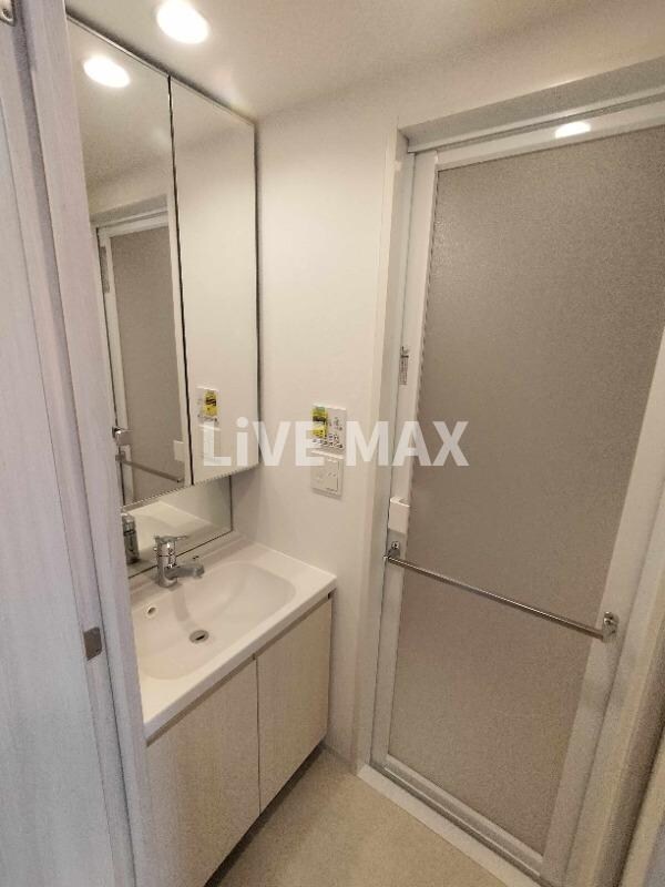 シーズンフラッツ上野稲荷町の物件内観写真