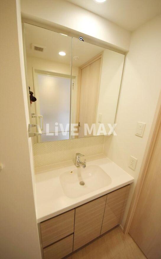 シーズンフラッツ住吉の物件内観写真