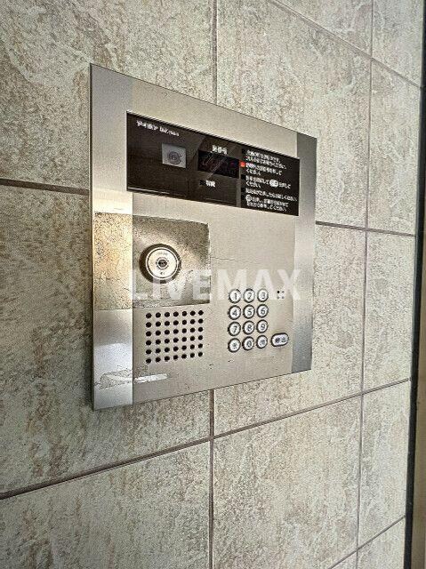 WING髙尾の物件外観写真